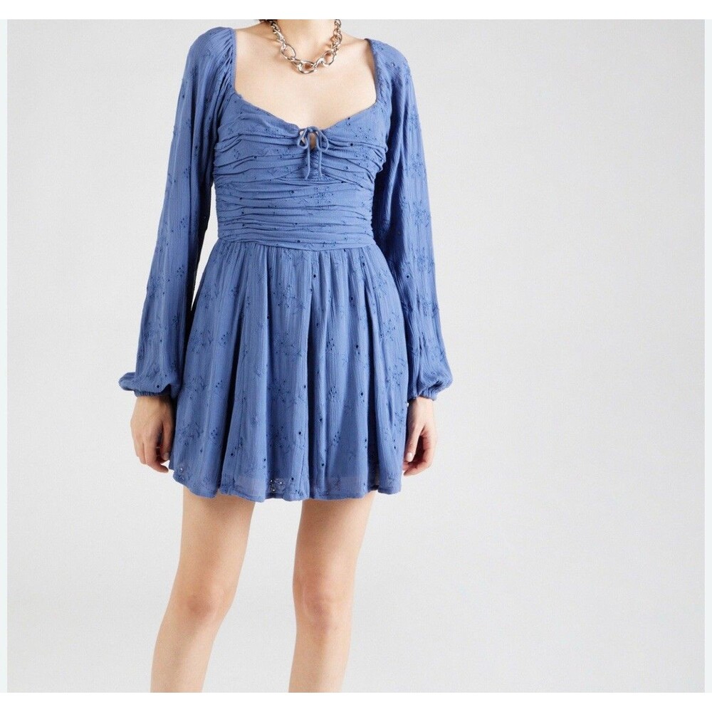 Hollister Eyelet Babydoll Dress W/built-in Short Sz Small